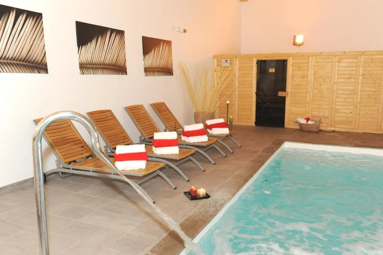 Montagne Duplex-Orelle 9 Pers. Avec Spa Apartment Orelle