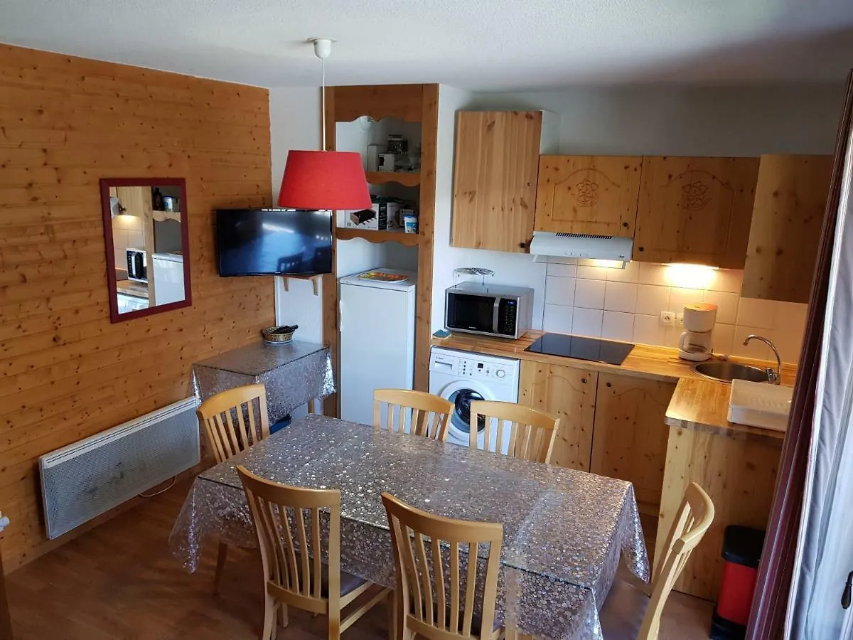Apartment Montagne Duplex-Orelle 9 Pers. Avec Spa France